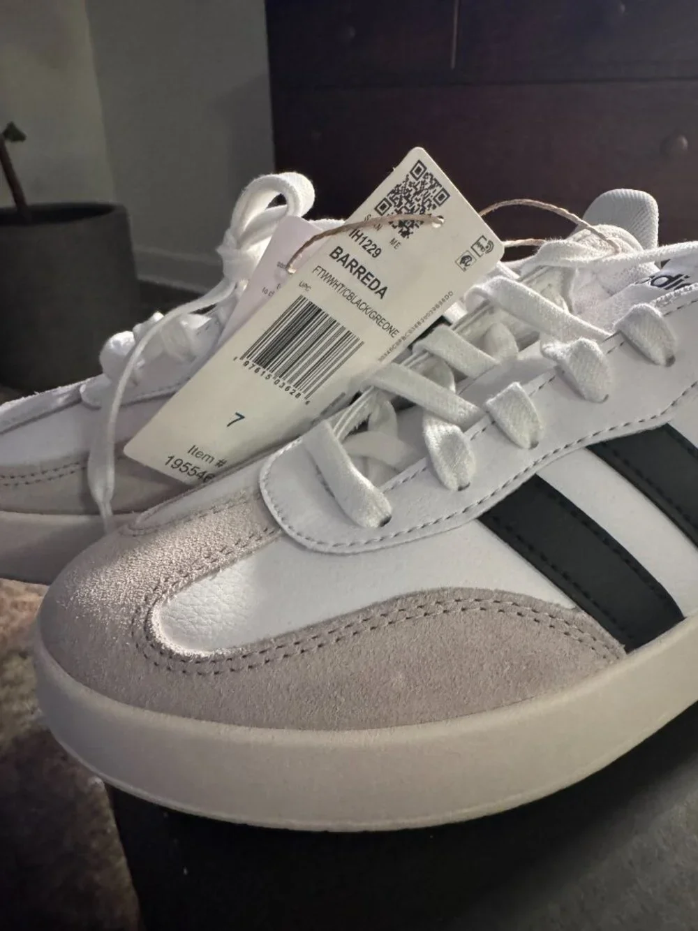 NWT Adidas Barreda Decode Low-Top Retro Terrace Sneakers - Picture 3 of 6